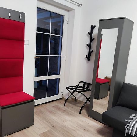 Motyli Chalupa - Luxusni Apartmany U Jestedu Dlouhy Most Bagian luar foto