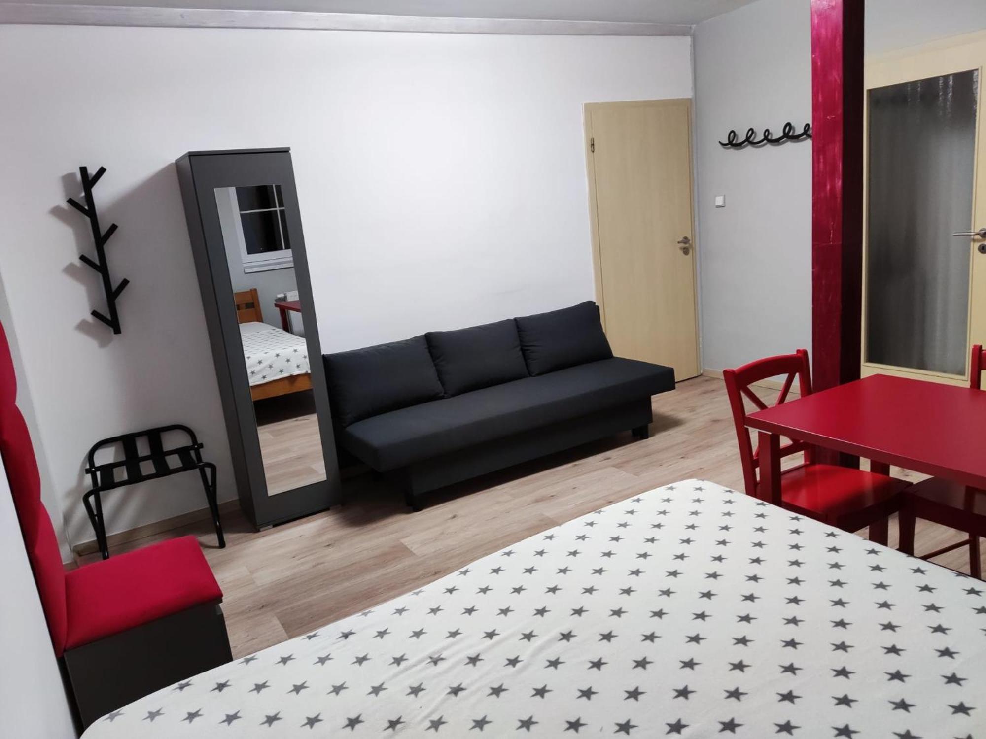 Motyli Chalupa - Luxusni Apartmany U Jestedu Dlouhy Most Bagian luar foto